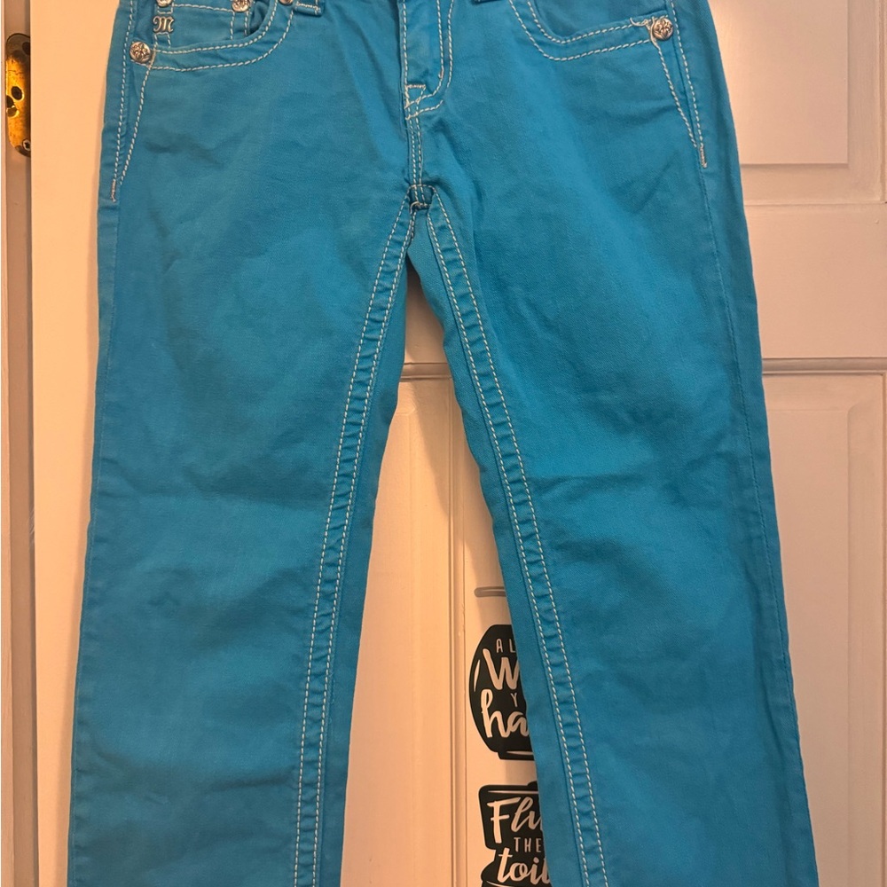 Like New Miss Me Capris